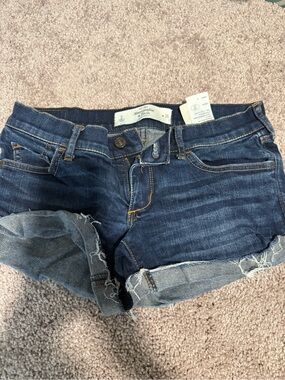 Abercrombie & Fitch Dark Blue Denim Cutoff Shorts size 2